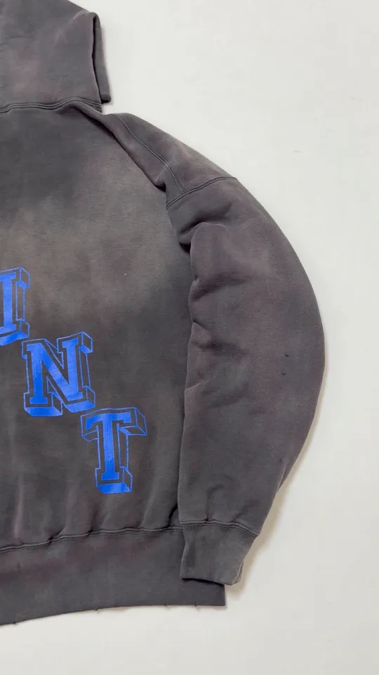SAINT Mxxxxxx HOODIE/ANGEL/BLK 25 years new angel rebirth washed hoodie, washed black S-XL 25 years new version, revised many times, the version is more pure! Heavy washing water spray fading process, stronger distressing effect, handmade wormhole destruction treatment, genuine level distressed crack printing